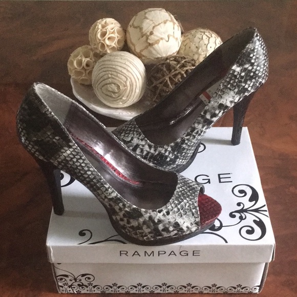 Rampage PeepToe Blk/White Faux Snakeskin Platform - Picture 2 of 8